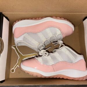 Toddler Pink Jordan 11 Retro Low 9C